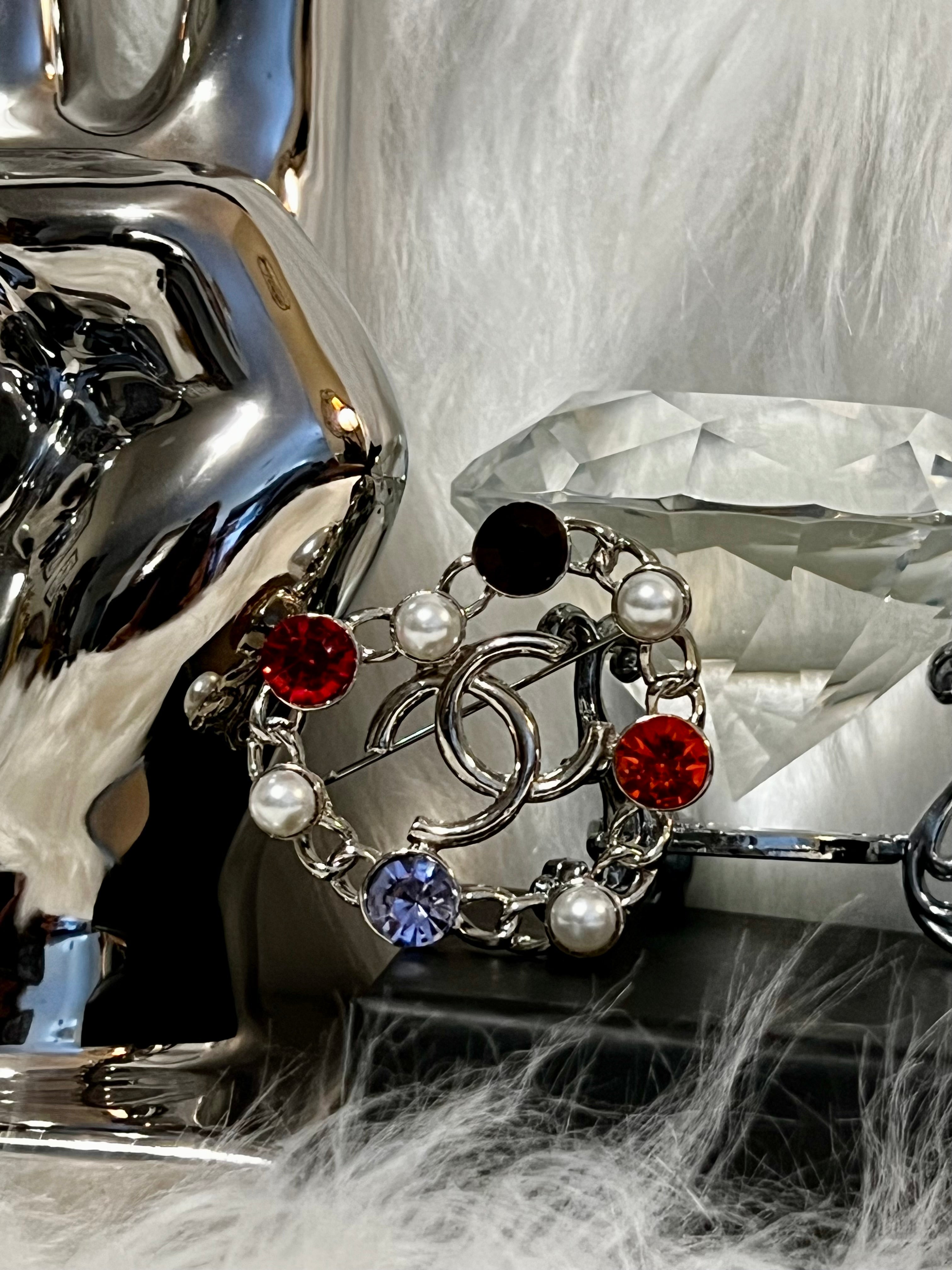 CHANEL Unique Silver Heart Shaped Colorful Brooch O