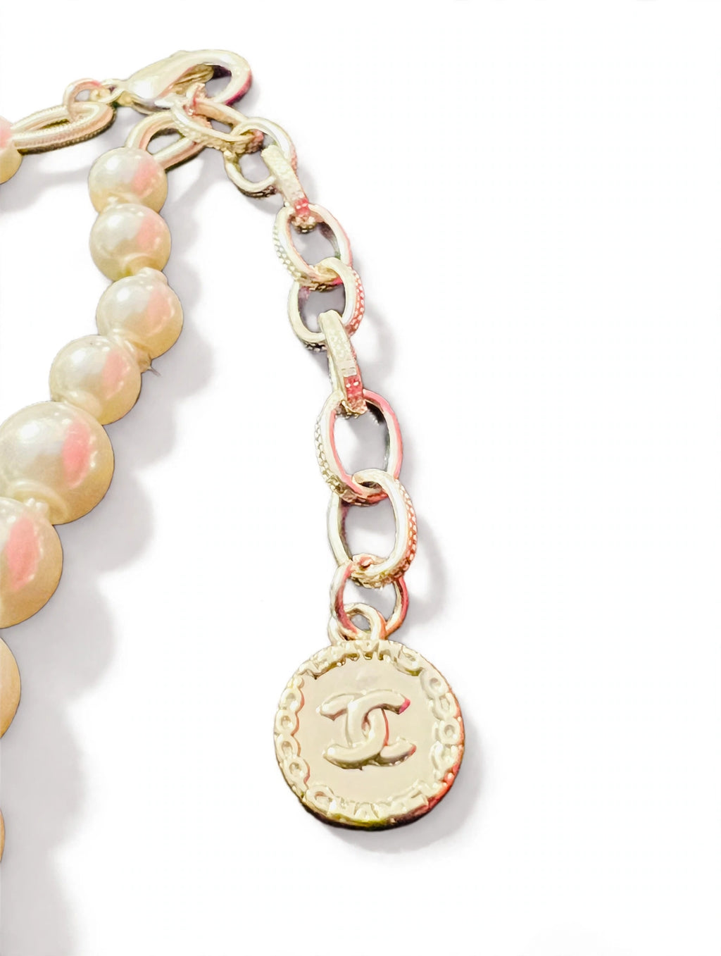 CHANEL Graduated Faux Pearl Choker Necklace CC Logo Inline Pearl CC + 100 Tag Extender 16"