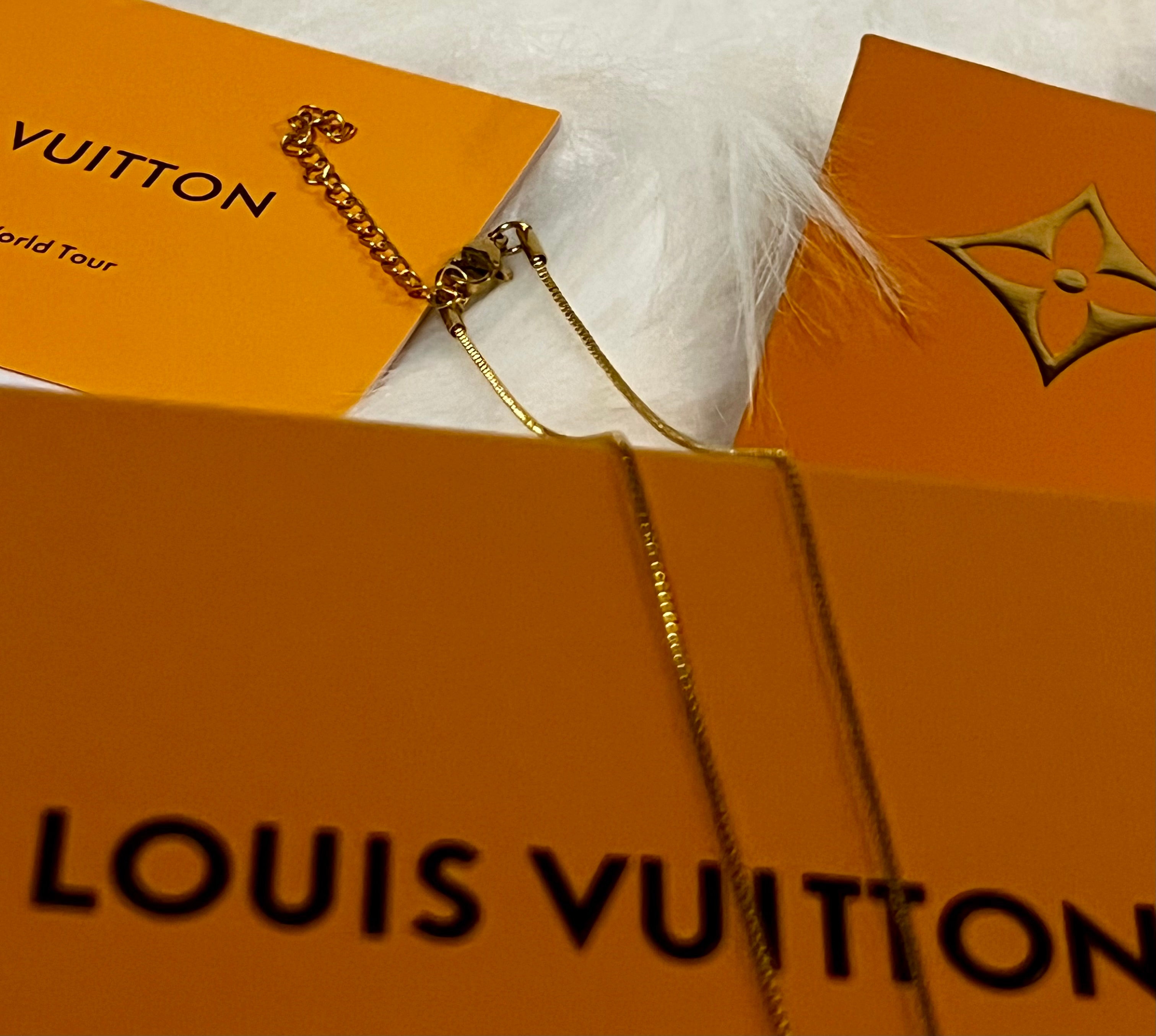 LOUIS VUITTON Iconic Trunks & Bags Black Round Pendant with Box Chain Necklace
