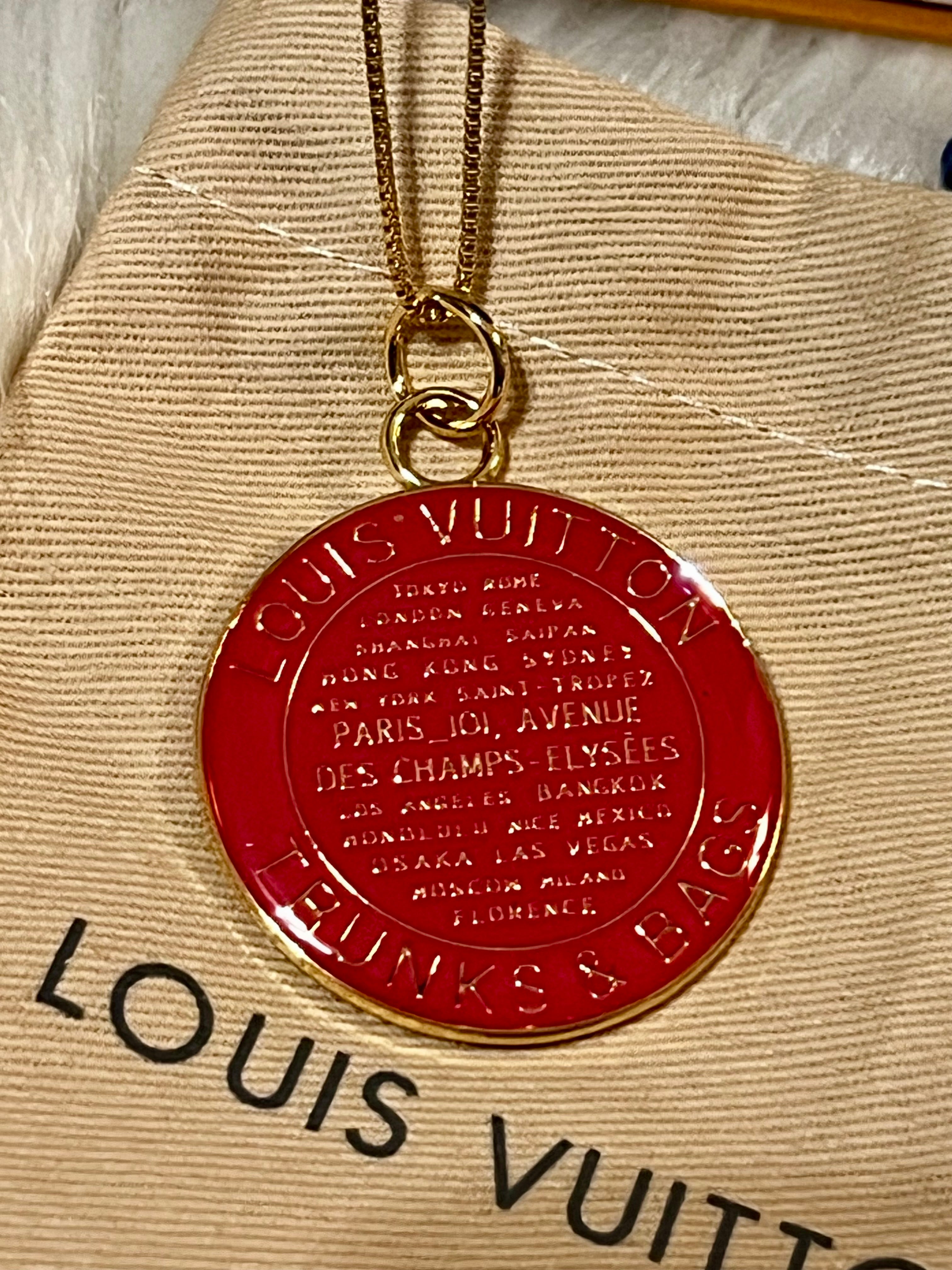 LOUIS VUITTON Iconic Trunks & Bags Pink Round Pendant Box Chain Necklace