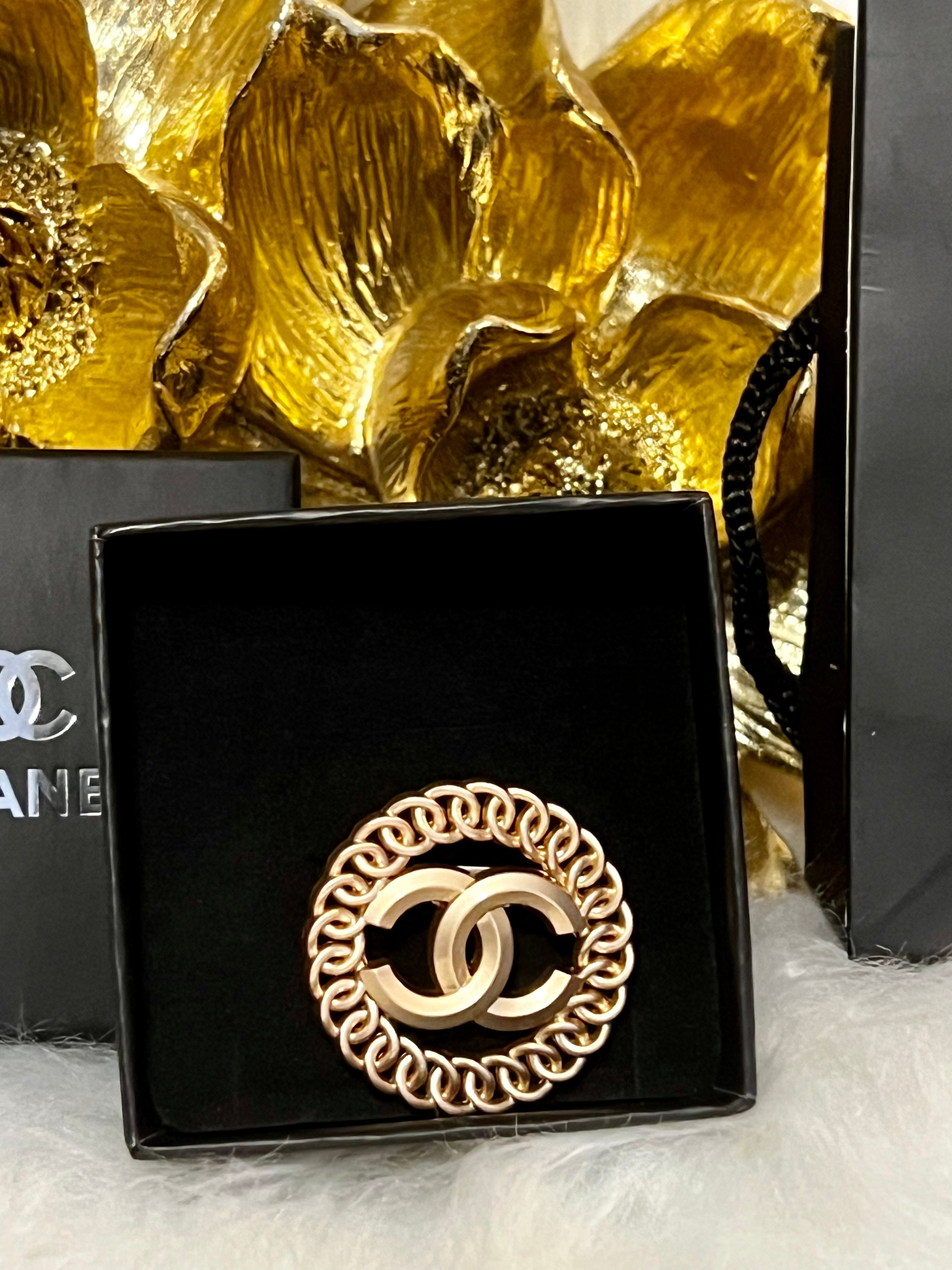 CHANEL Iconic Logo Gold Tone Brooch U