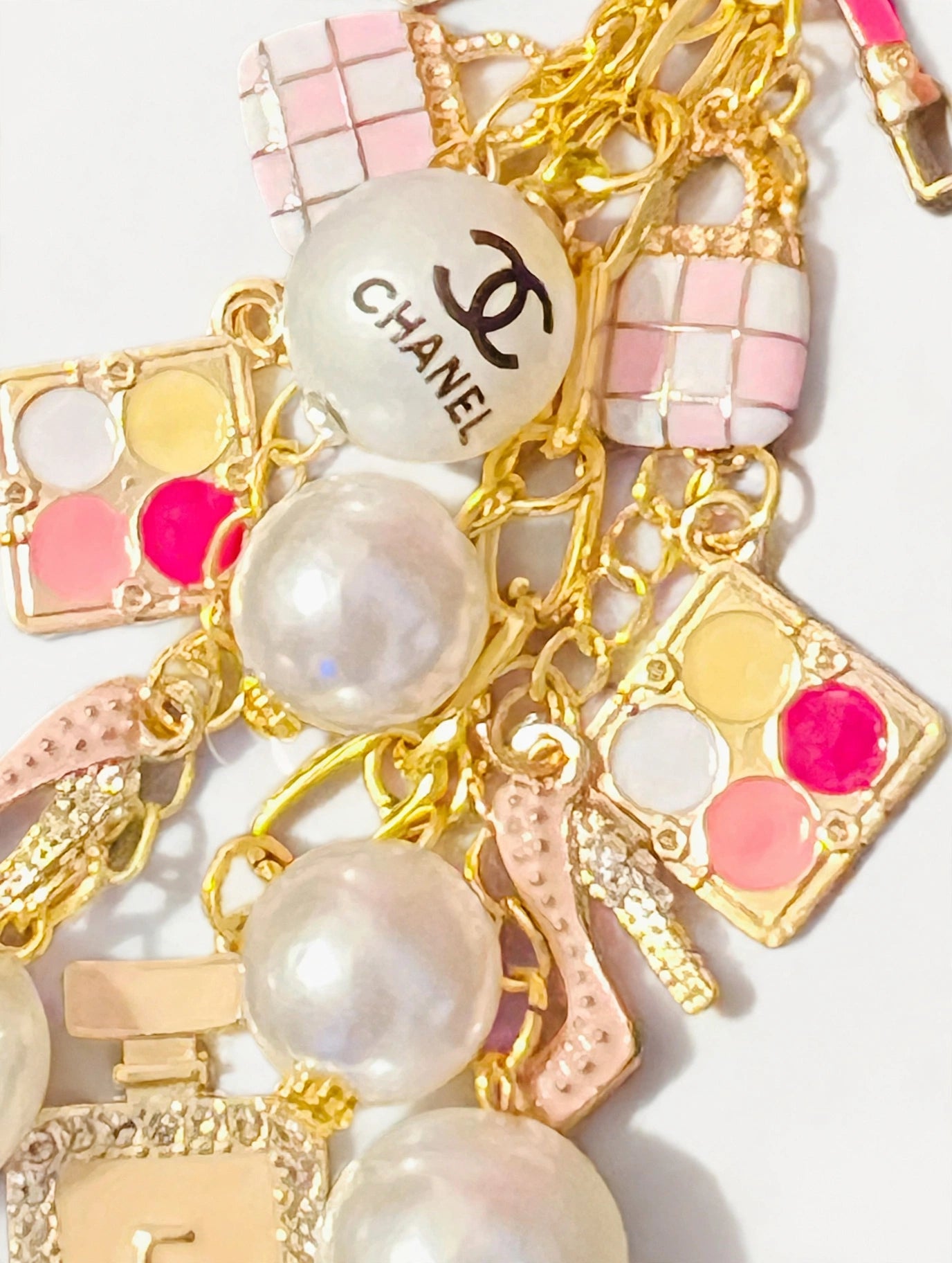 🩷✨Pink Glitter Chanel Keychain✨🩷