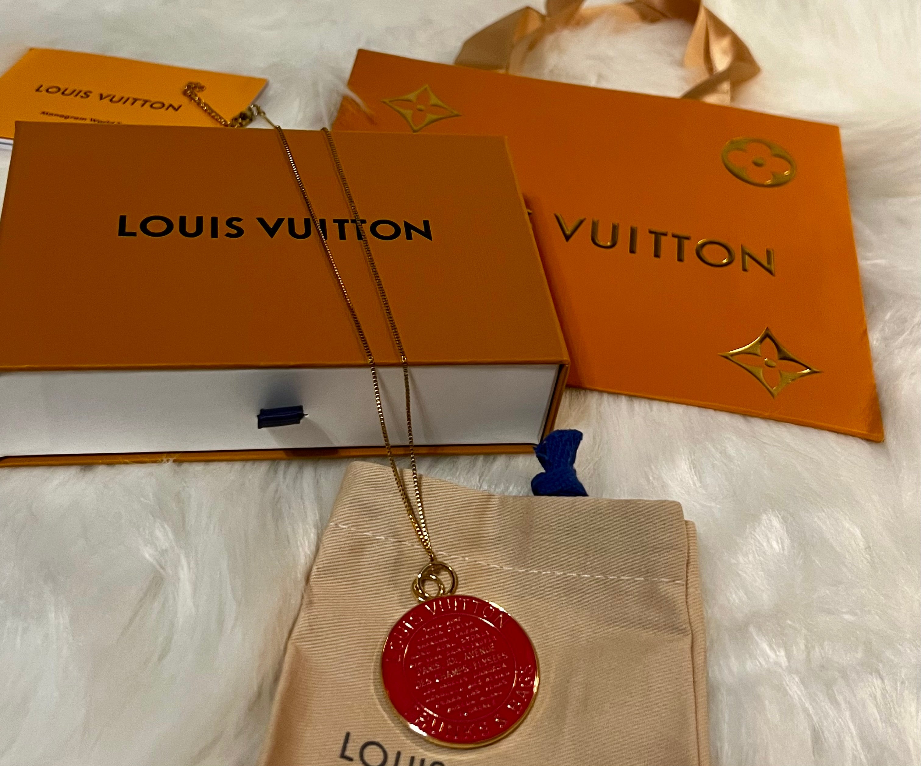 LOUIS VUITTON Iconic Trunks & Bags Pink Round Pendant Box Chain Necklace