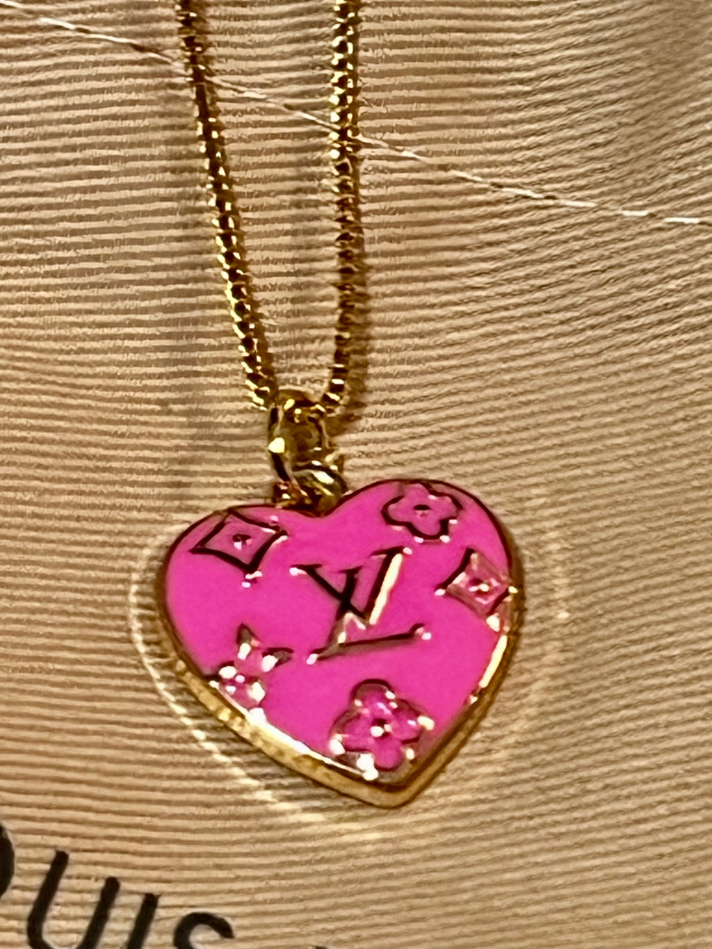 LV Pink & Gold Heart Pendant Box Chain Necklace