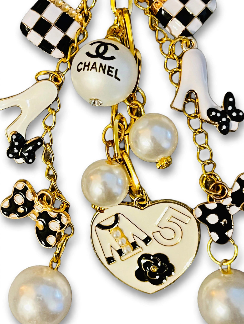 🤍Chanel No.5 Cascade Keychain🤍