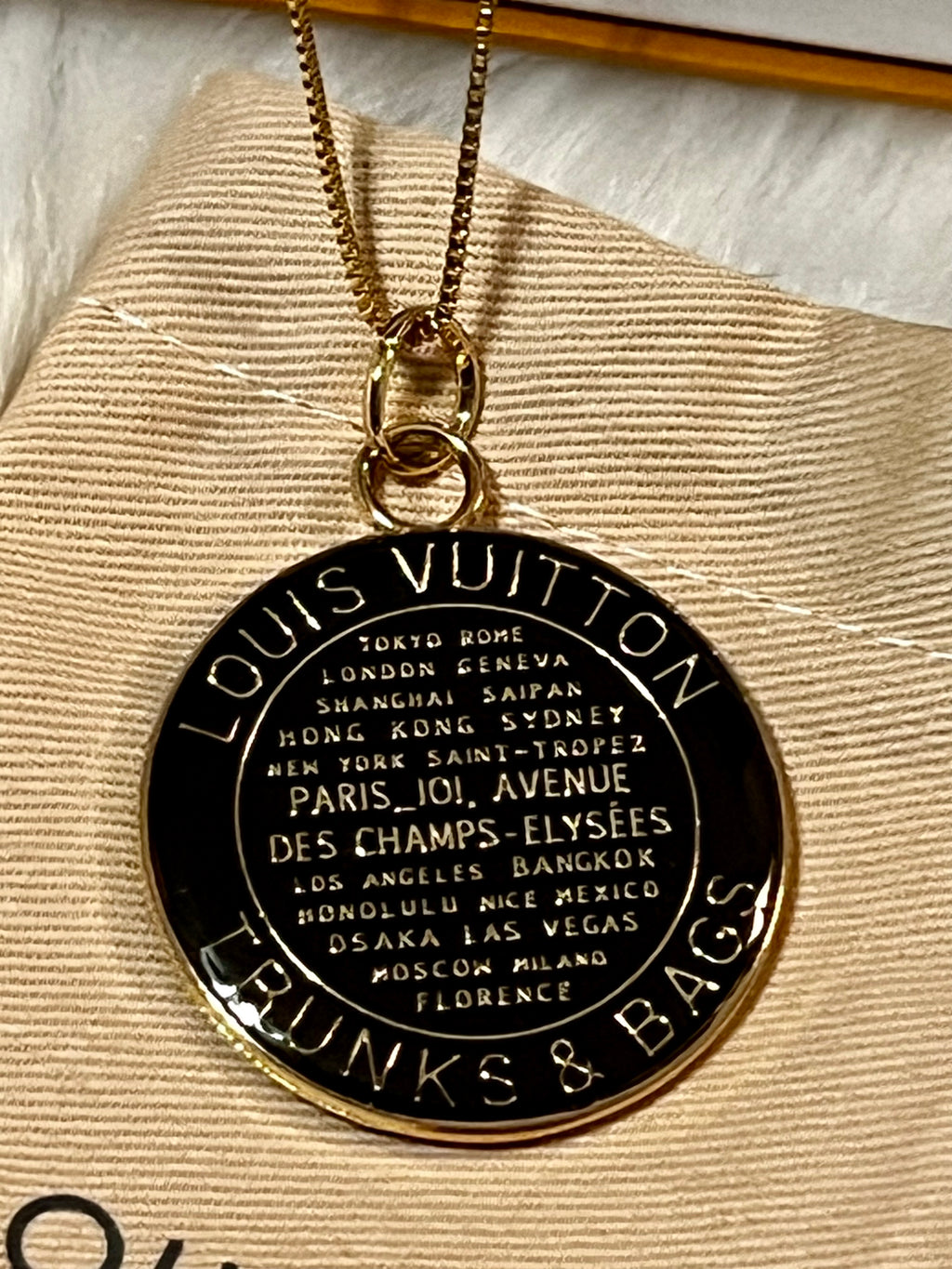 LOUIS VUITTON Iconic Trunks & Bags Black Round Pendant with Box Chain Necklace